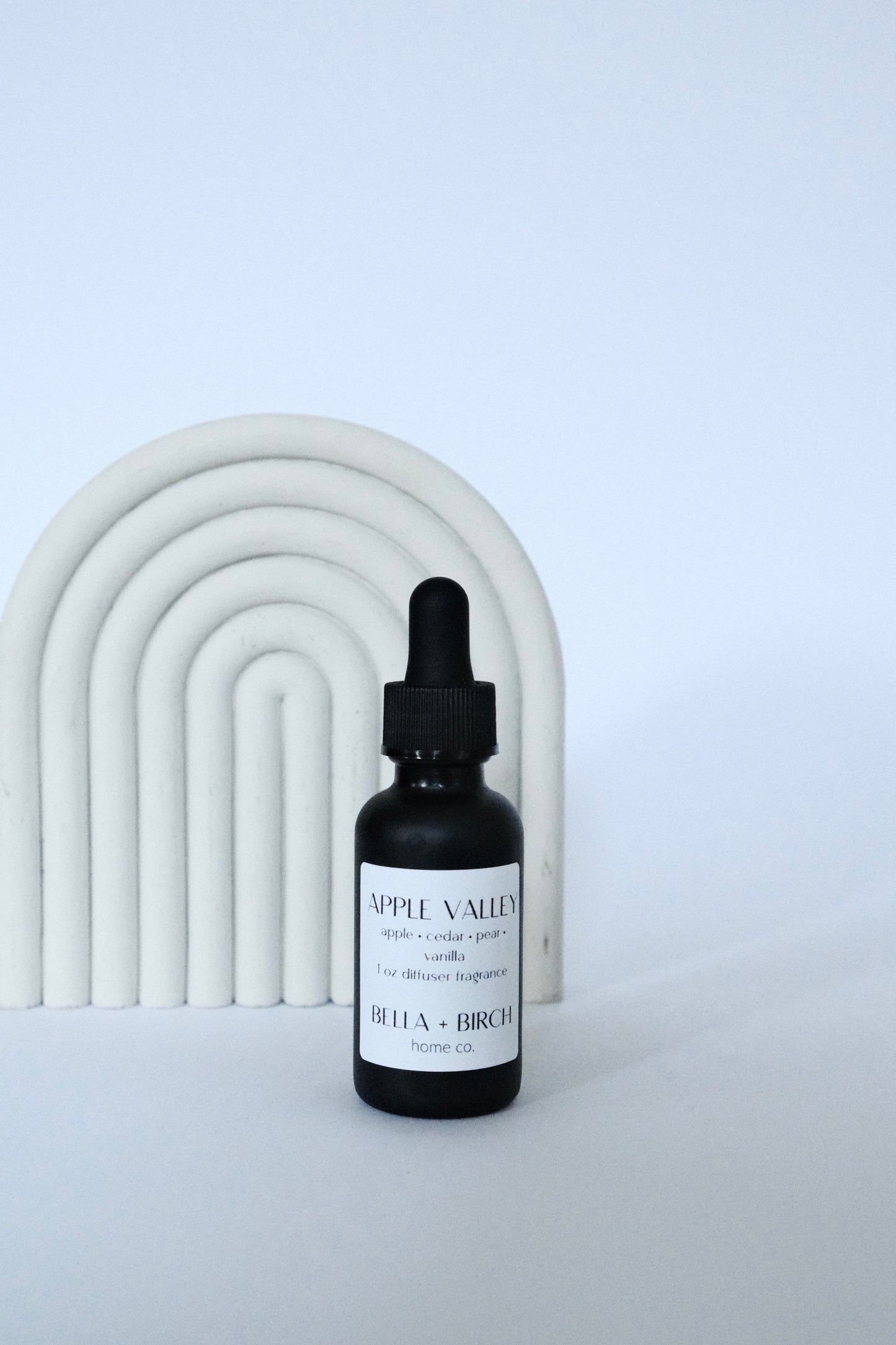 Apple Valley Car Diffuser Fragrance Oil | Apple, Cedar, Pear, Vanilla