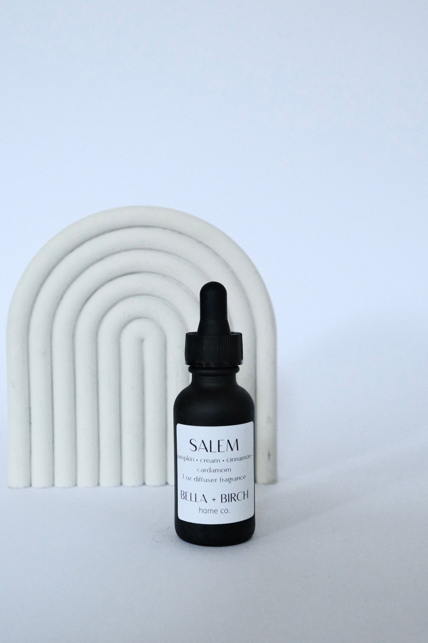 Salem Car Diffuser Fragrance Oil | Pumpkin, Cream, Cinnamon, Cardamom